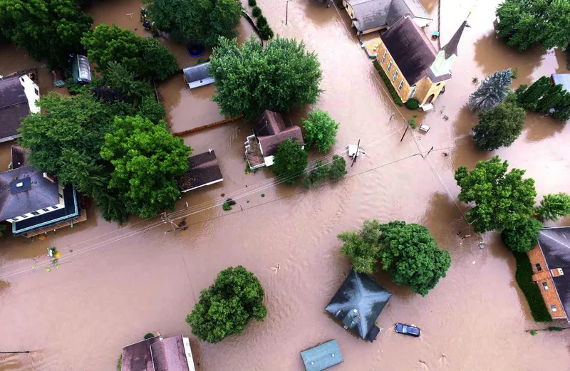 Water rescues continue in Mazomanie following heavy flooding ove WKOW